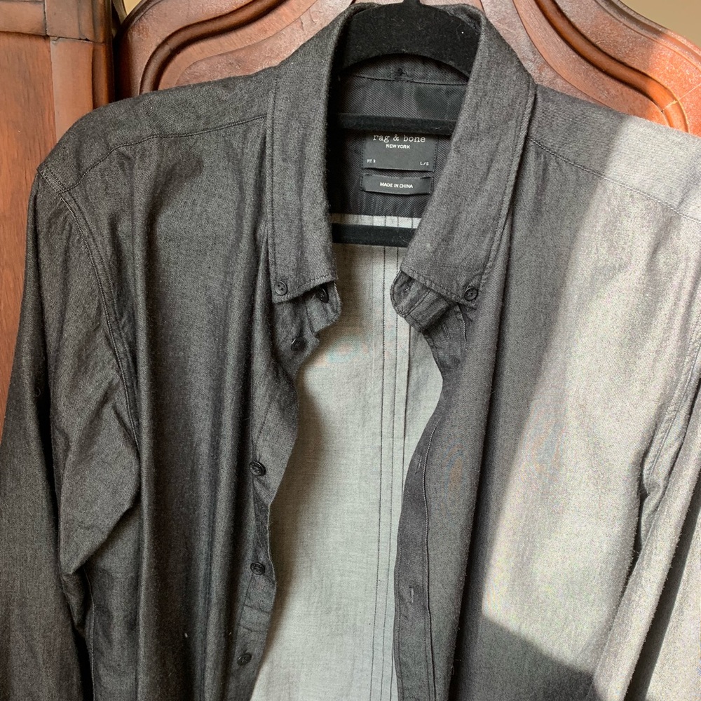 Rag & Bone men’s dark grey chambray button down